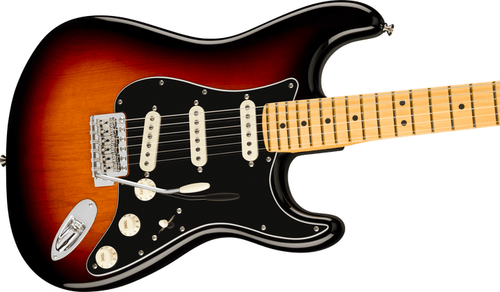 Fender American Professional Classic Stratocaster®, Maple Fingerboard, 3-Color Sunburst