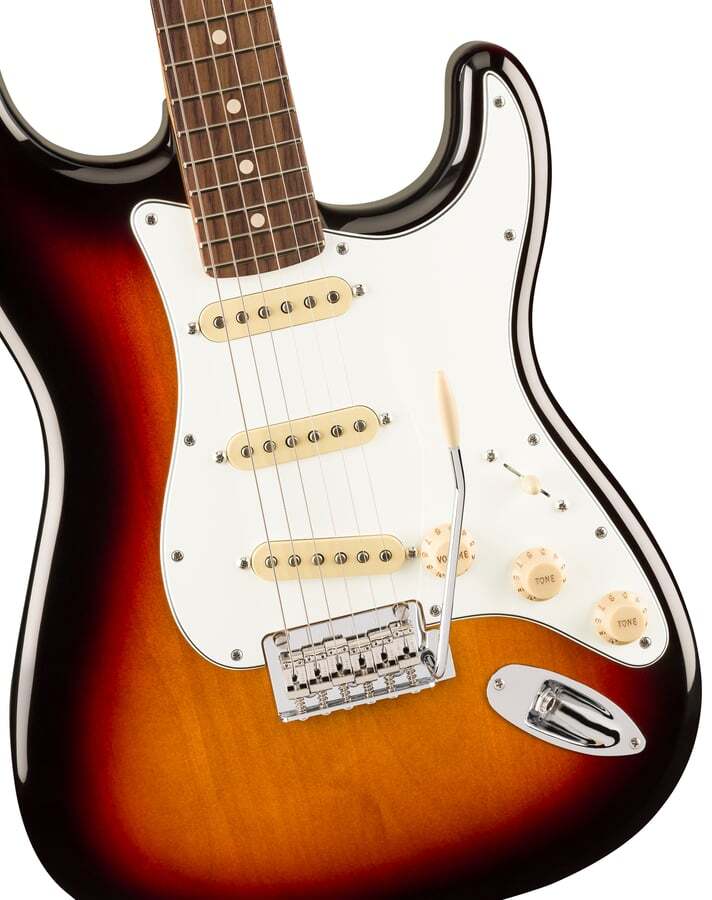 Player II Stratocaster®, Rosewood Fingerboard, 3-Color Sunburst
