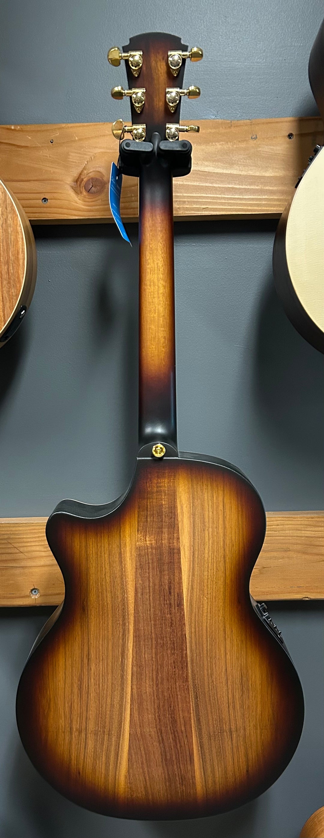 Cole Clark TL2ES Thinline Acoustic Elec Guitar with Humbucker