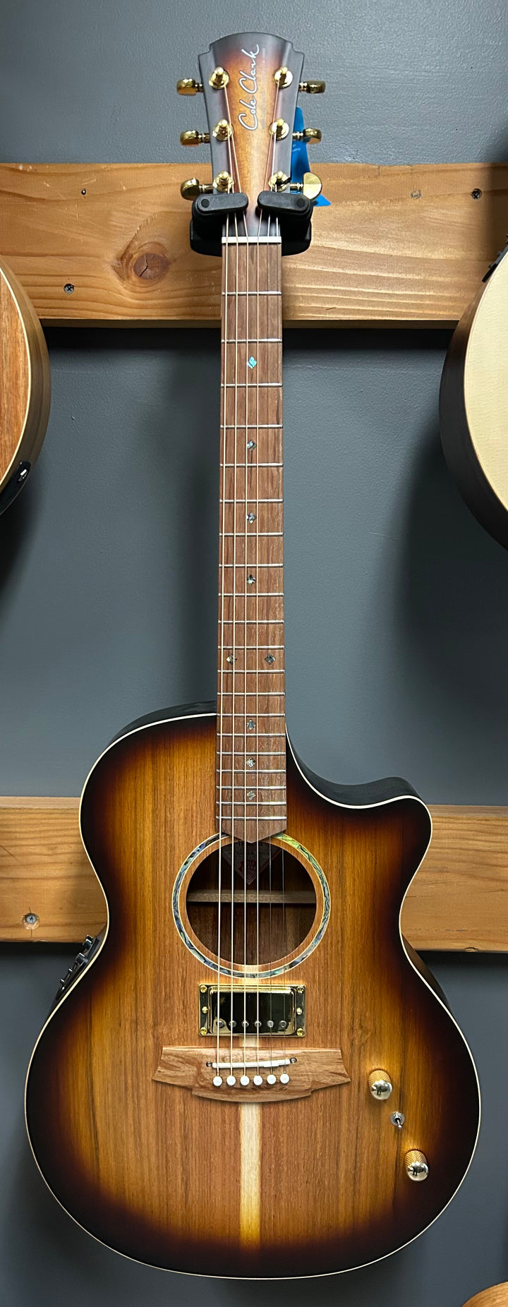 Cole Clark TL2ES Thinline Acoustic Elec Guitar with Humbucker