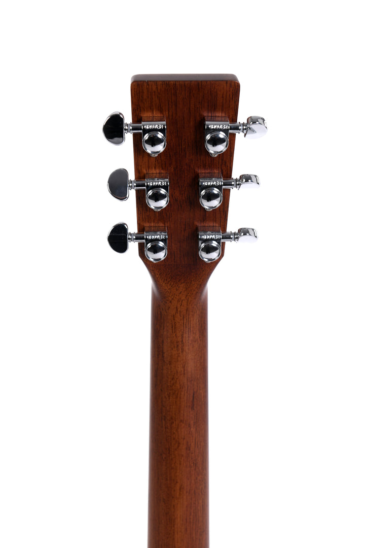 Sigma 000MC-15E 15 Series 000 Cutaway w/EQ